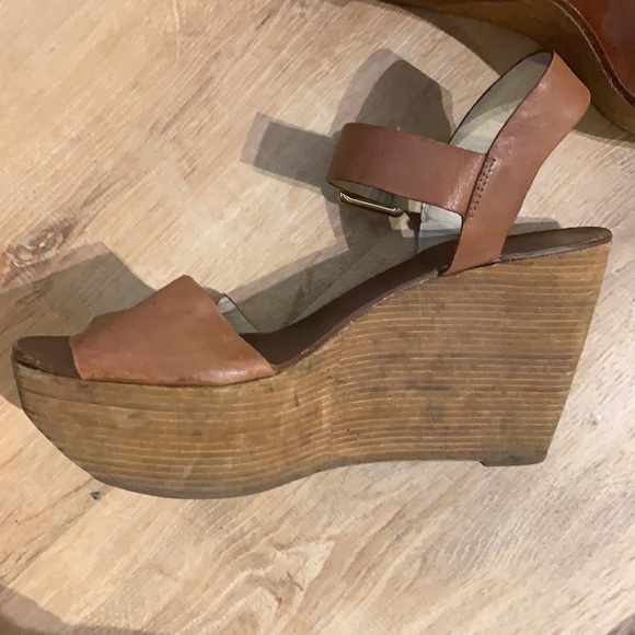 Michael Kors wedge - Picture 3 of 7